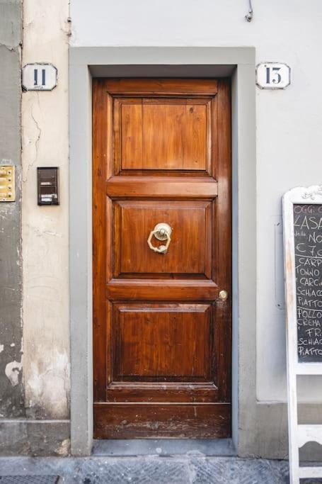 Classic Florentine Flat Near Piazza Santa Croce Firenze Bagian luar foto